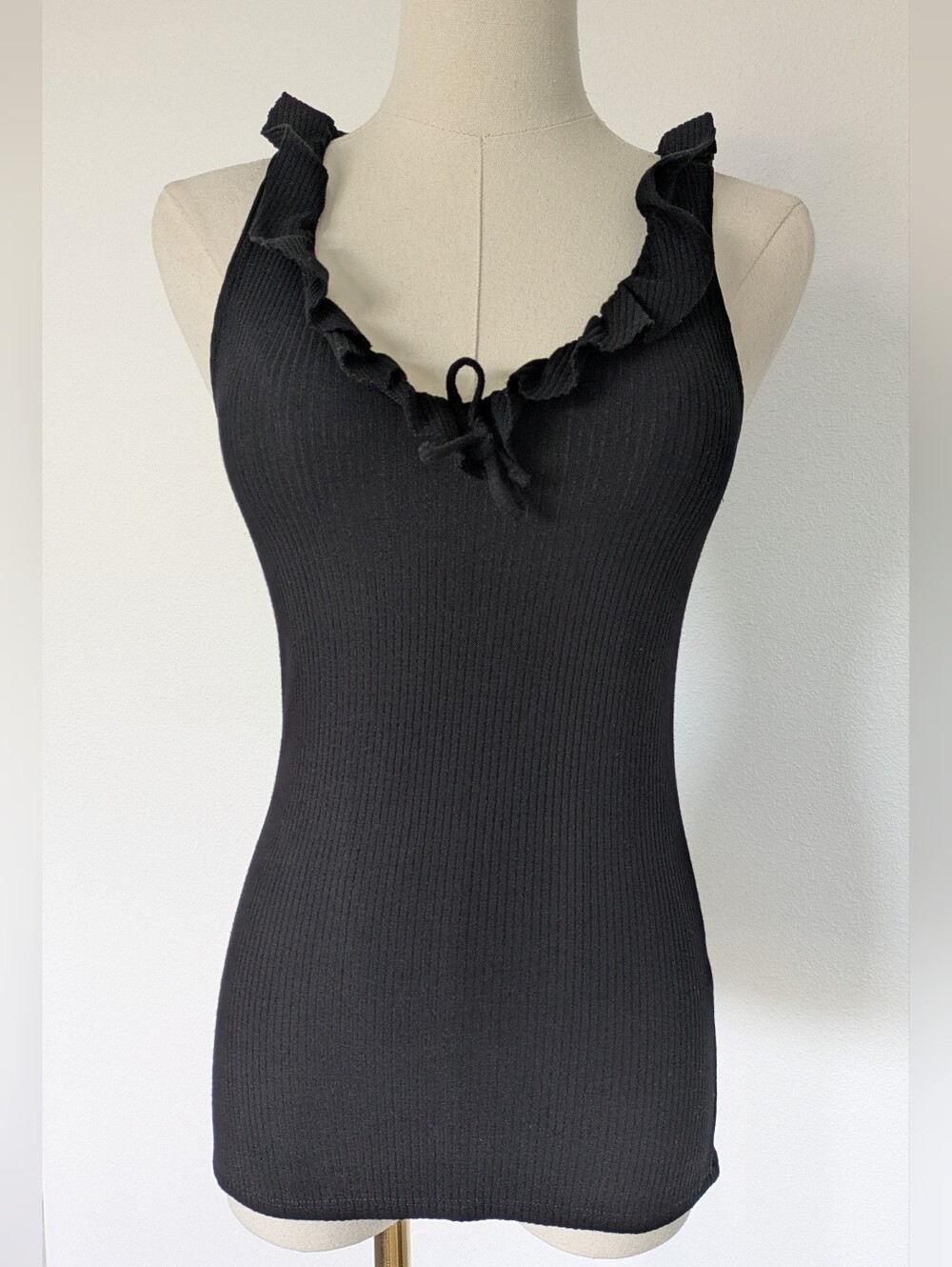 Reformation Ribbed Ruffle Tank